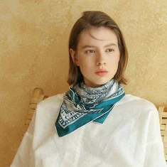 Envoltura Hijab de sarga 100% seda personalizada